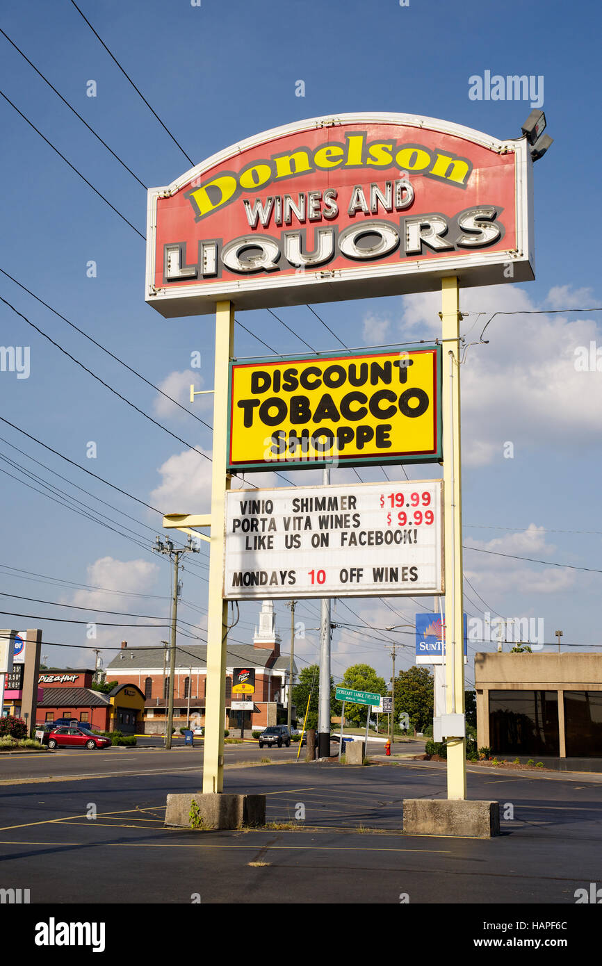 Sign for Donelson Wines and Liqours on Lebanon Pike, Nashville, Tennessee, USA Stock Photo Alamy