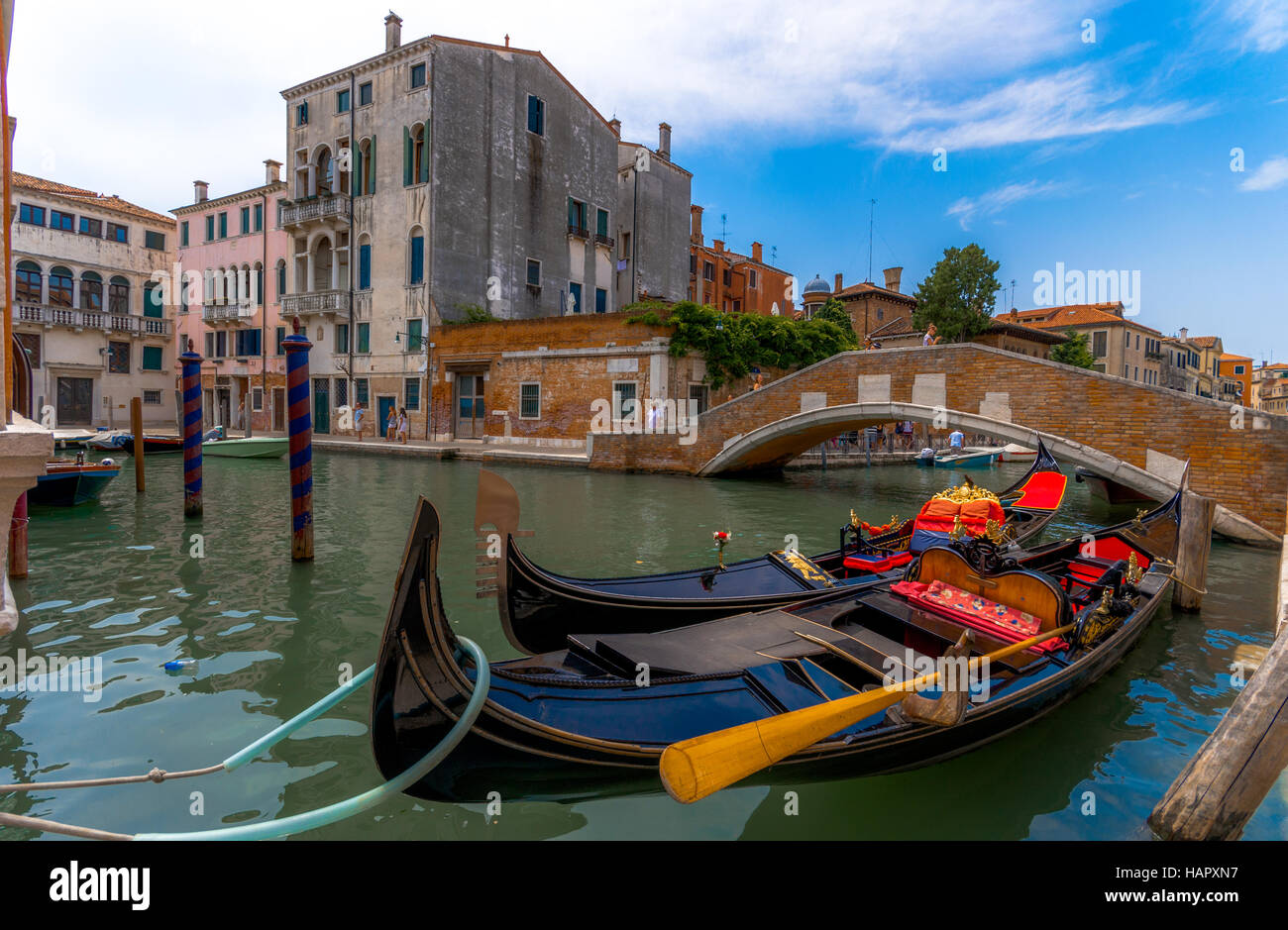 Gondola italy hi-res stock photography and images - Alamy