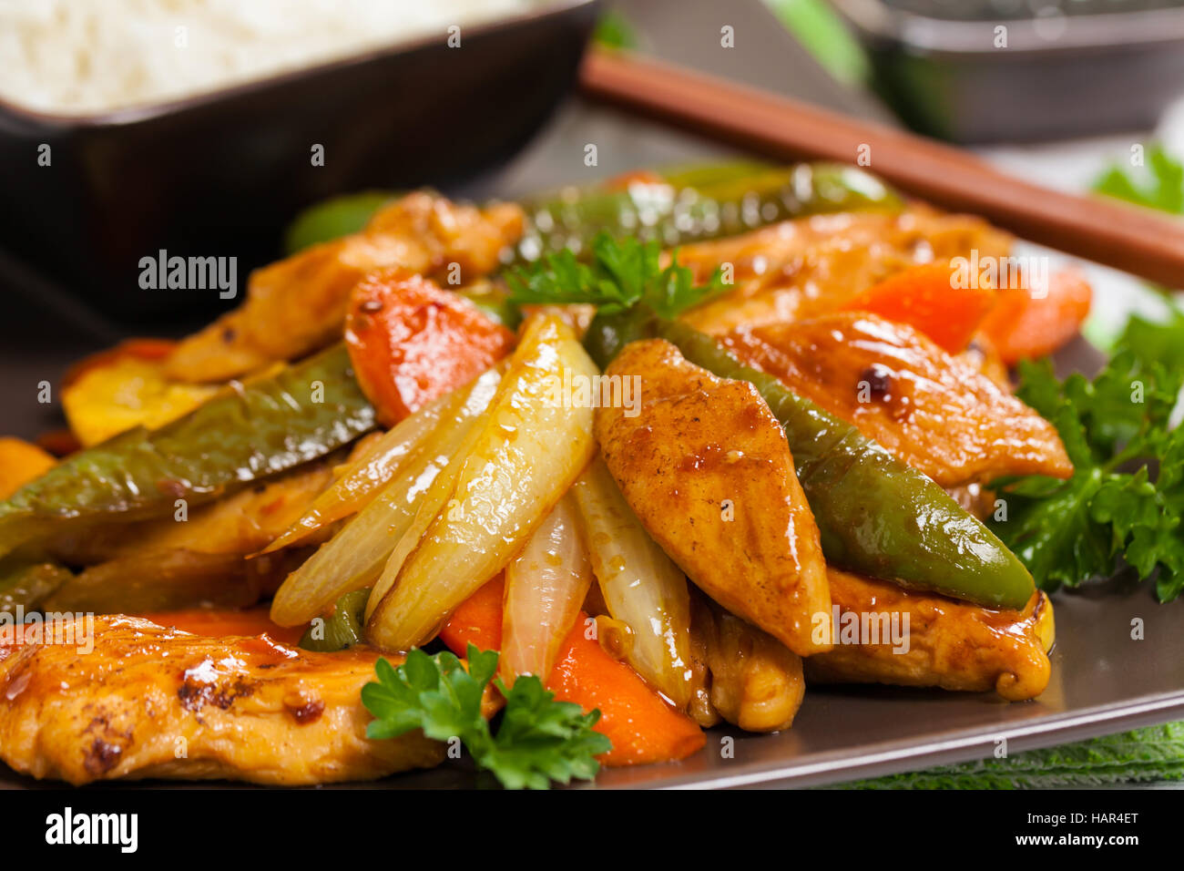 Chicken and Vegetable Asian Stir-Fry Stock Photo - Alamy