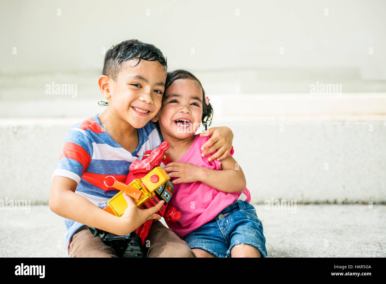 Brother Sister Elementary Childhood Kid Playful Concept Stock Photo Alamy