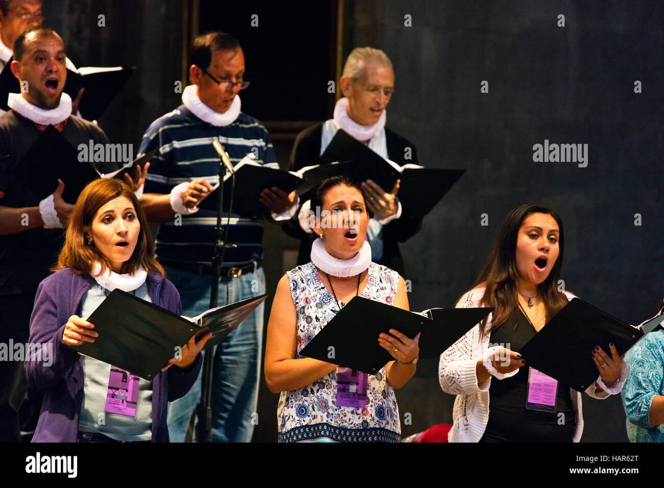 Choir singing during the Cervention Festival inside the TEMPLO DE LA COMPANIA - GUANAJUATO, MEXICO Stock Photo