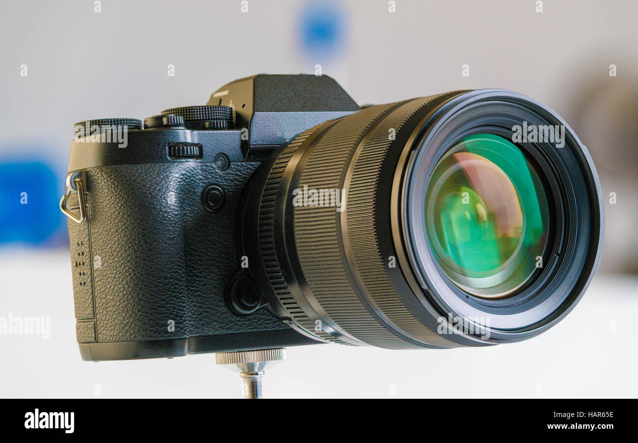 DSLR Photo Camera Stock Photo - Alamy