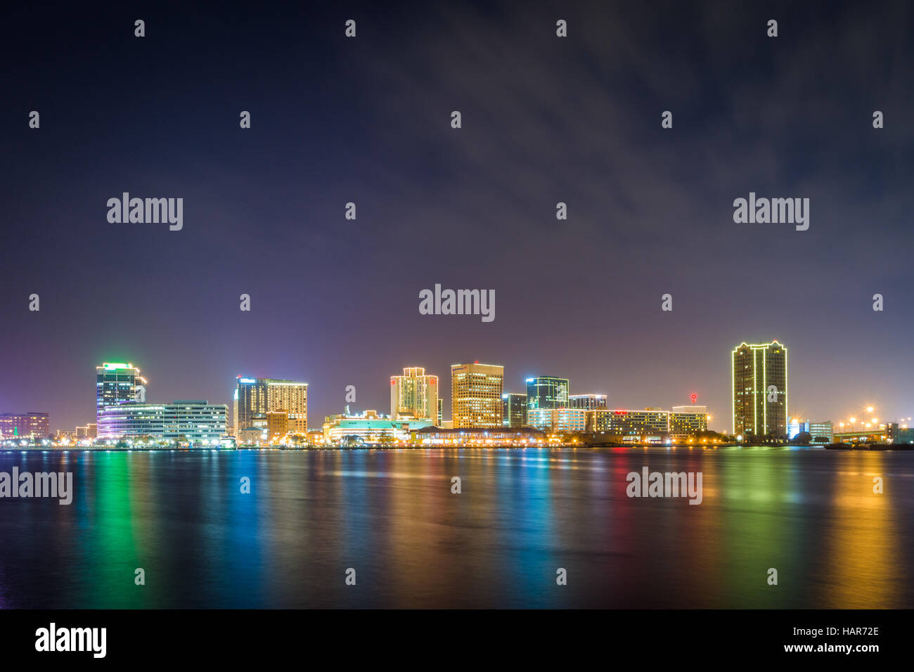 Downtown Norfolk Skyline High Resolution Stock Photography And Images Alamy