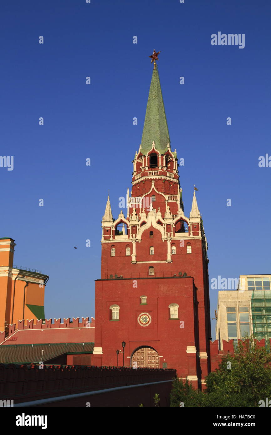 Der Dreifaltigkeitsturm des Moskauer Kremls Stock Photo