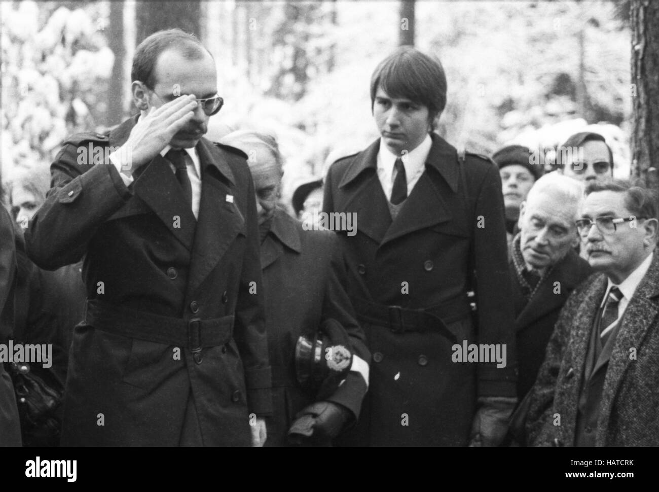Funeral of condemned war criminal Karl Doenitz on 6 January 1981 in Aumuehle near Hamburg. | usage worldwide Stock Photo