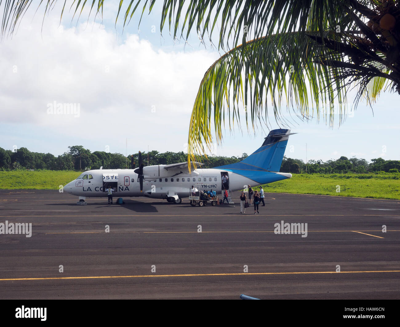 BIG CORN ISLAND, NICARAGUAAUG. 27 Tourists disembarking from twin