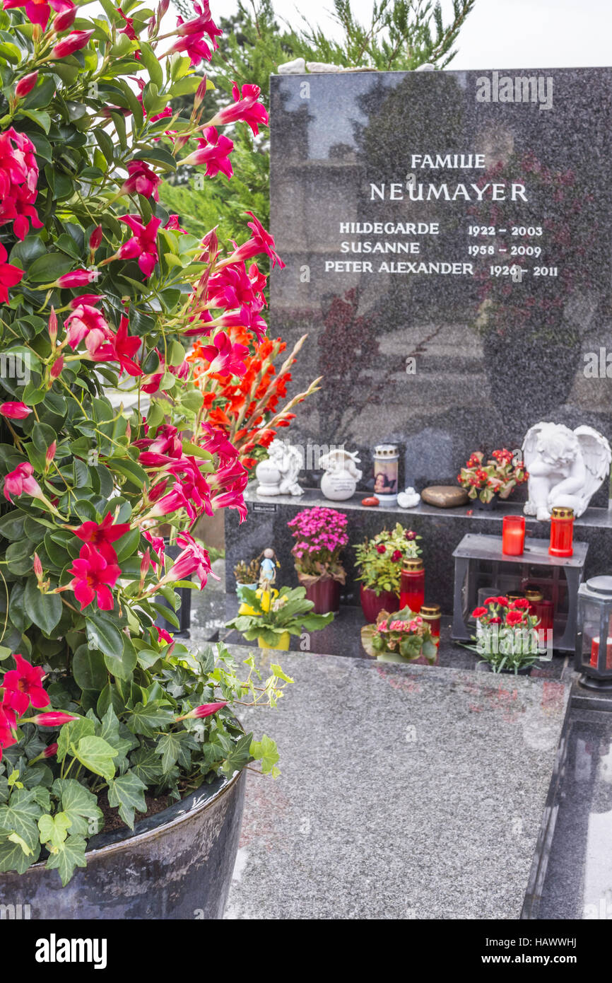 gravesite peter alexander Stock Photo: 127188030 - Alamy