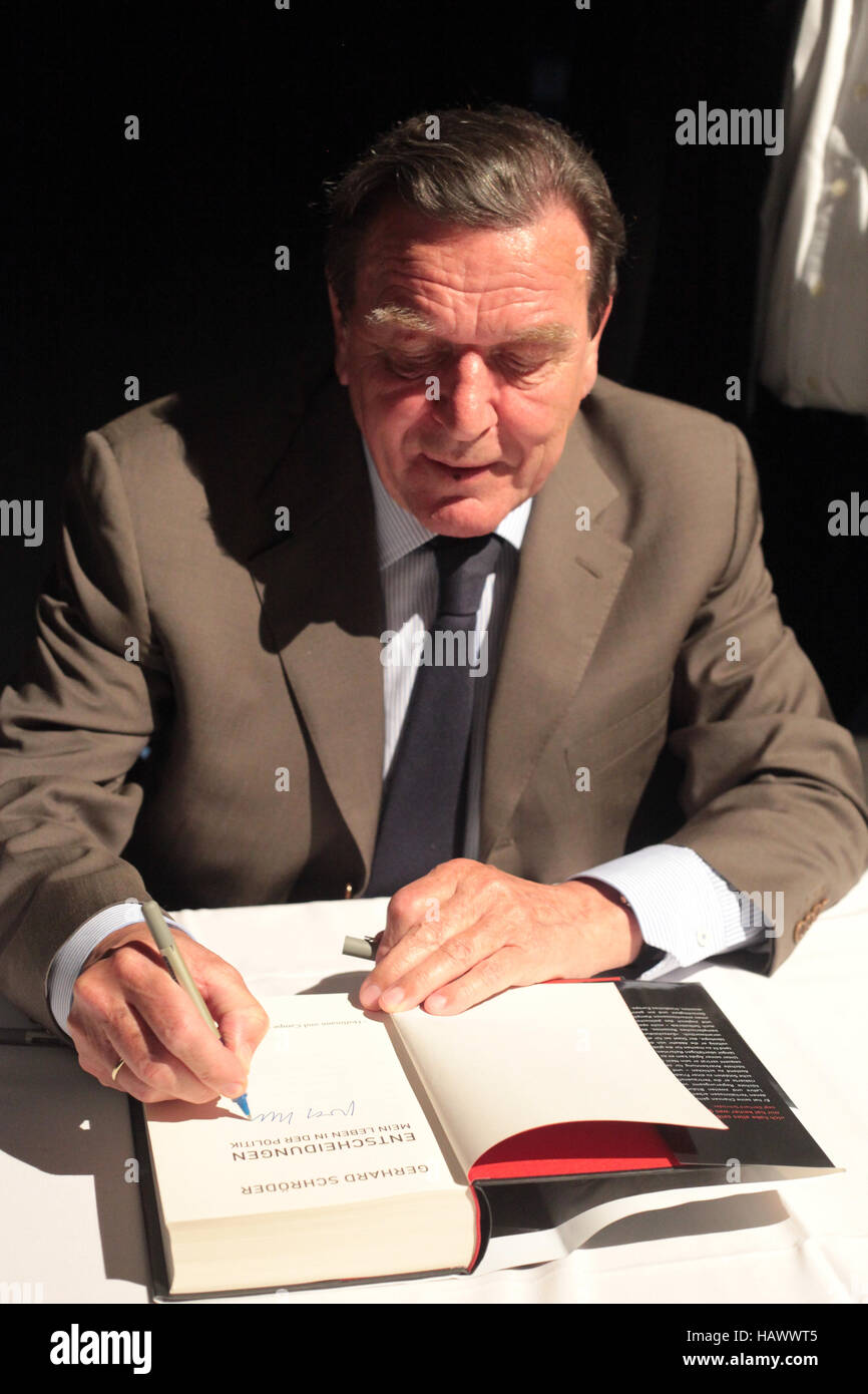 ex-chancellor Gerhard Schröder Stock Photo - Alamy