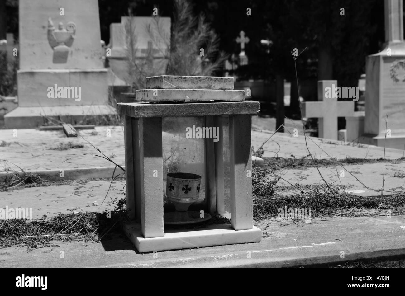 Photographic walk in the cemetery Stock Photo Alamy