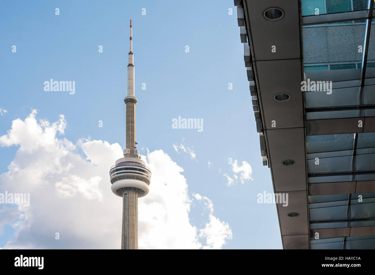 The view cn tower in toronto hi-res stock photography and images - Alamy