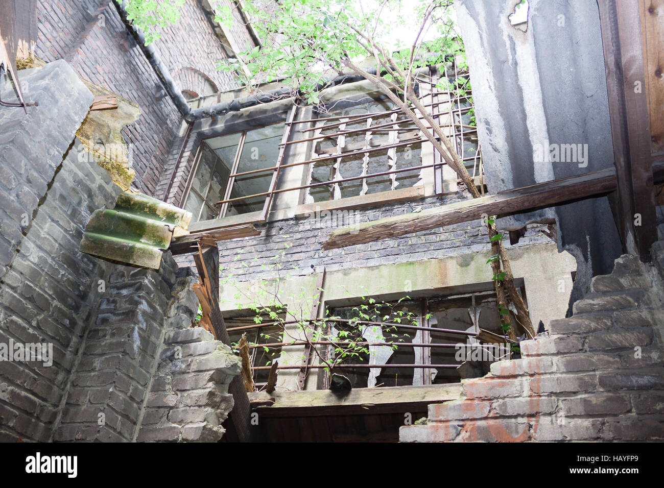 Abandoned coal mine hi-res stock photography and images - Alamy