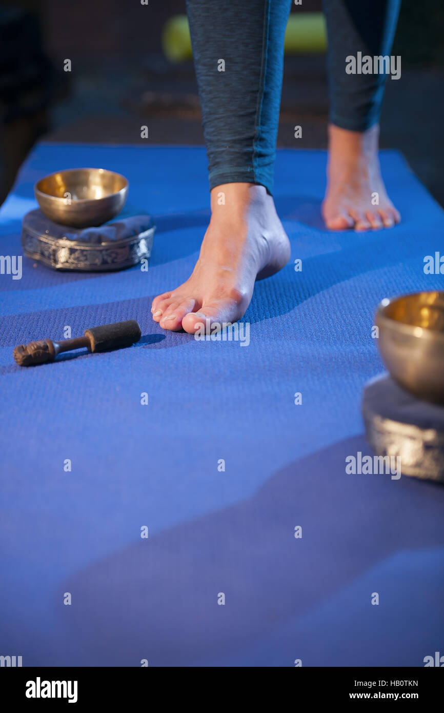 Feet on the Yoga mat wide Stock Photo Alamy