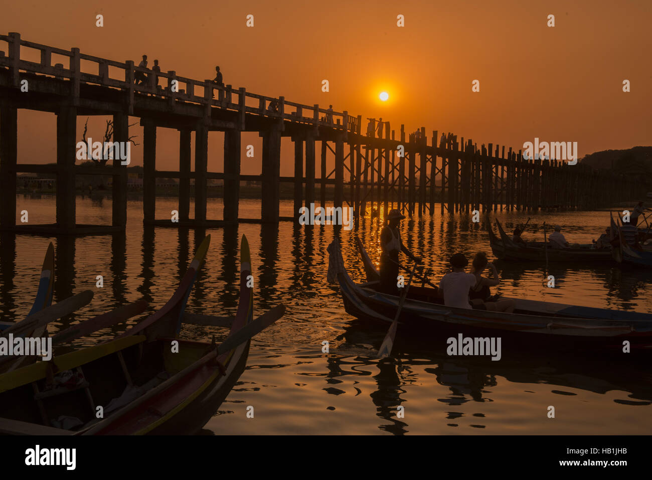 ASIA MYANMAR MANDALAY AMARAPURA U BEIN BRIDGE Stock Photo - Alamy