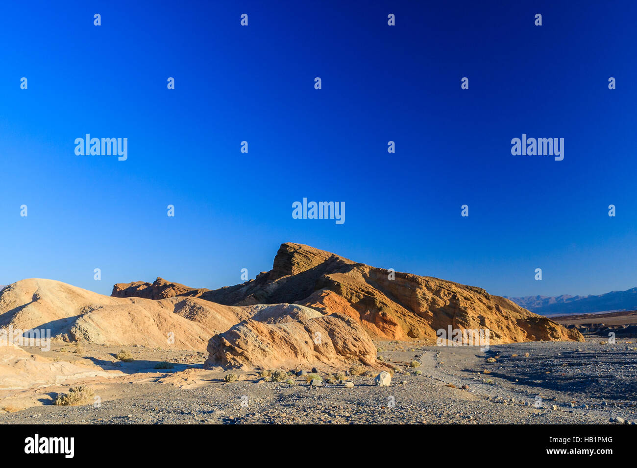 Highway 190 death valley national hi-res stock photography and images ...