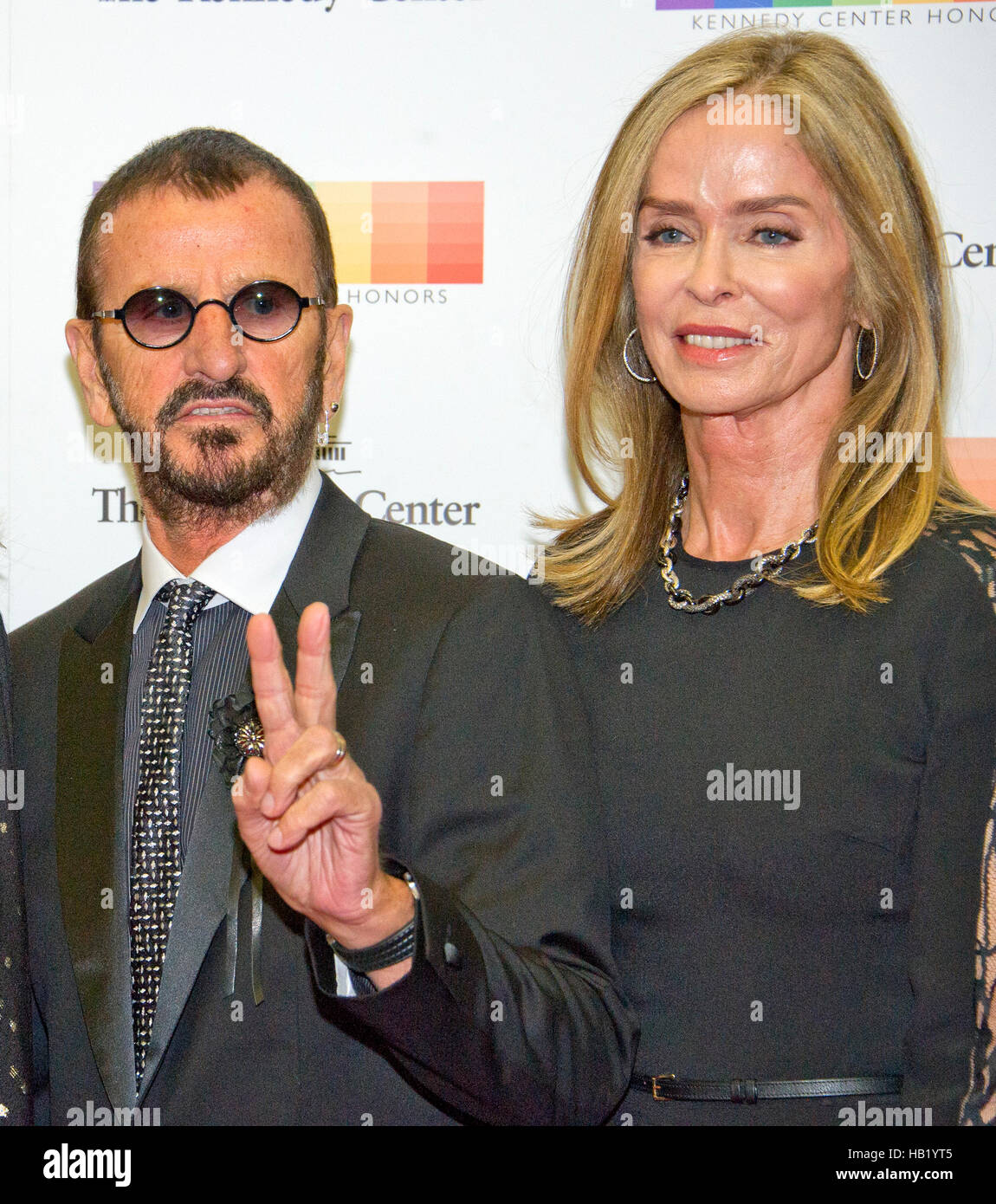 Washington DC, USA. 3rd Dec, 2016. Ringo Starr and Barbara Bach arrive for the formal Artist's Dinner honoring the recipients of the 39th Annual Kennedy Center Honors hosted by United States Secretary of State John F. Kerry at the U.S. Department of State in Washington, DC on Saturday, December 3, 2016. The 2016 honorees are: Argentine pianist Martha Argerich; rock band the Eagles; screen and stage actor Al Pacino; gospel and blues singer Mavis Staples; and musician James Taylor. Credit:  MediaPunch Inc/Alamy Live News Stock Photo