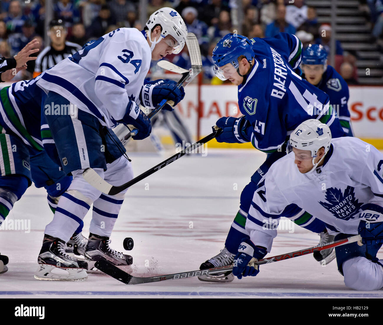 Nhl hockey game toronto hi-res stock photography and images - Alamy