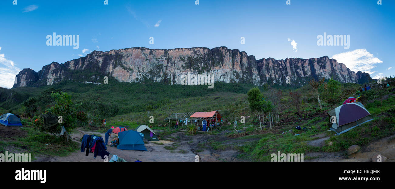 Campsite on the way to Roraima tepui, Gran Sabana, Venezuela Stock Photo