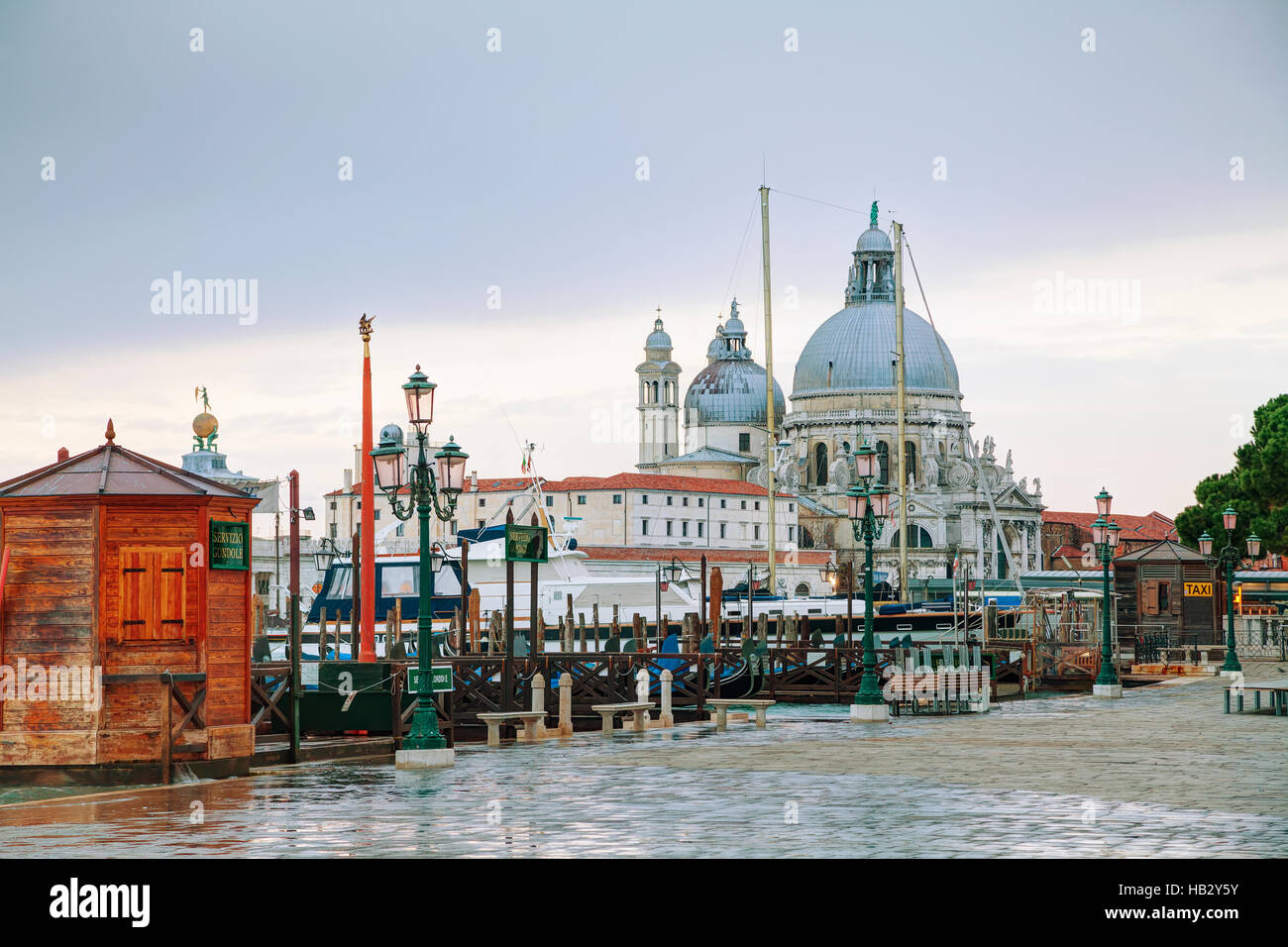 Basilica Di Santa Maria della Salute Stock Photo Alamy