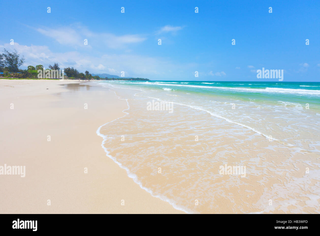 Beautiful tropical beach hi-res stock photography and images - Alamy