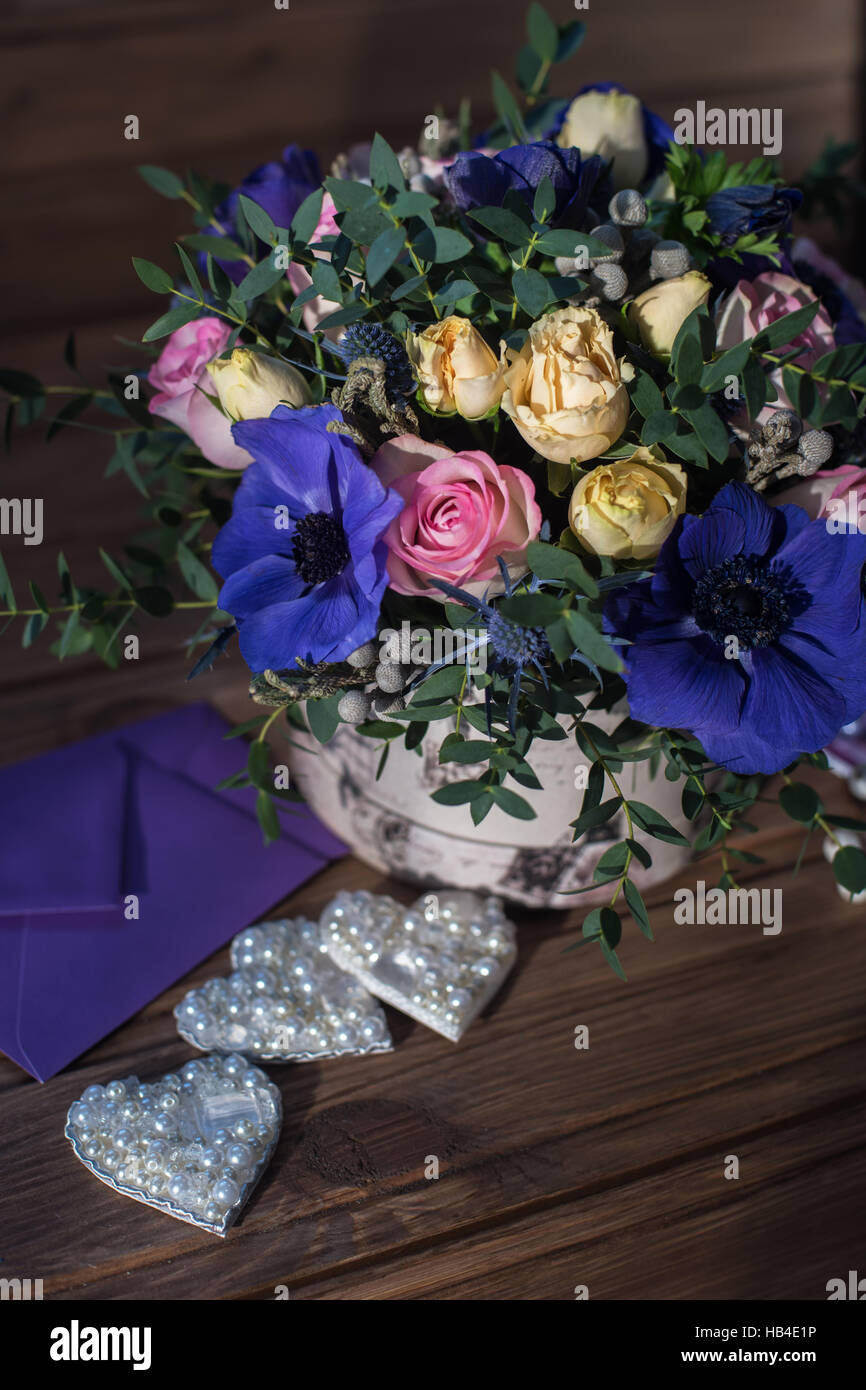 Bouquet flowers hi-res stock photography and images - Alamy