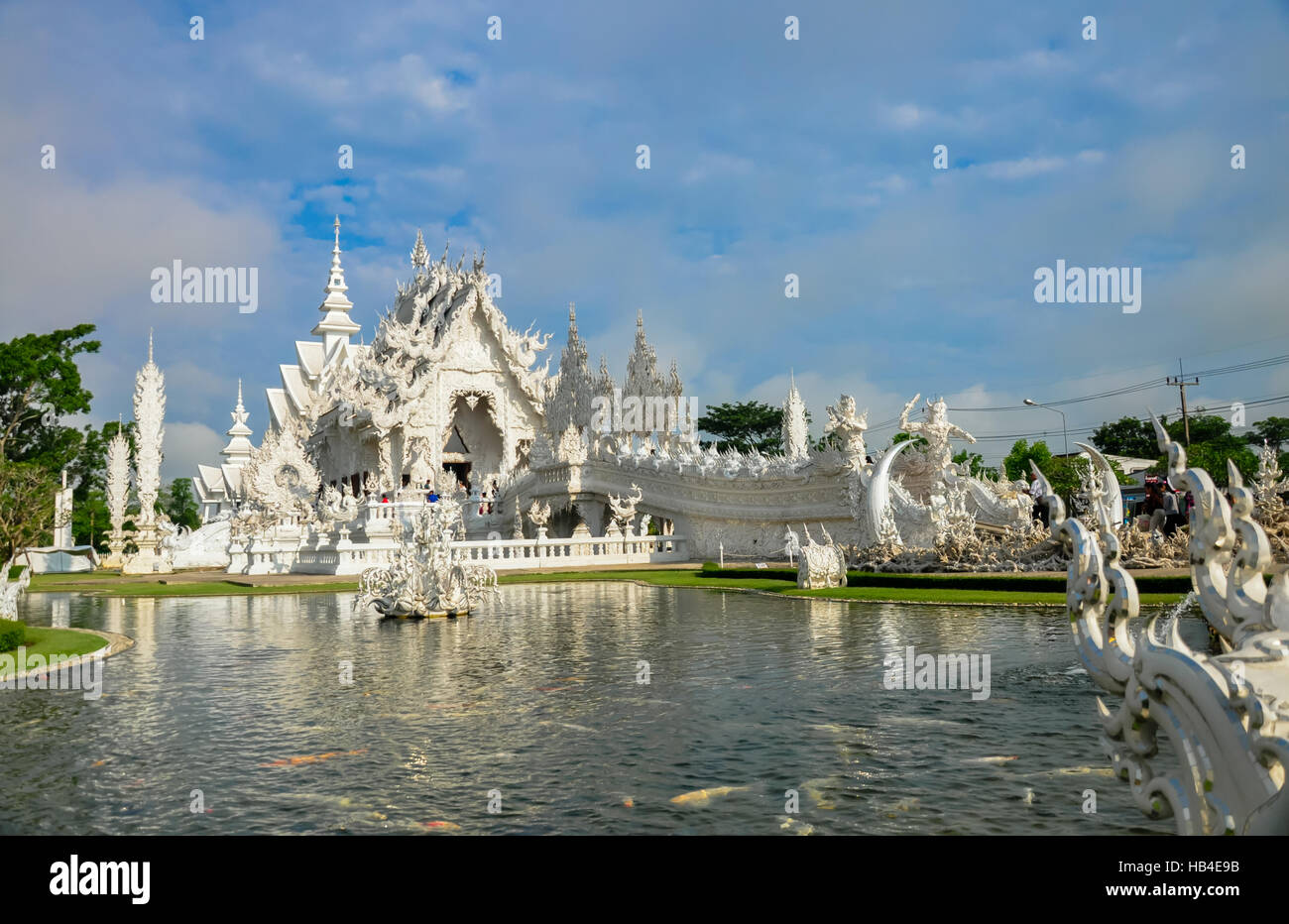 White Temple Wat Rong Khun Stock Photo Alamy White Temple Wat Rong Khun Stock Photo Alamy