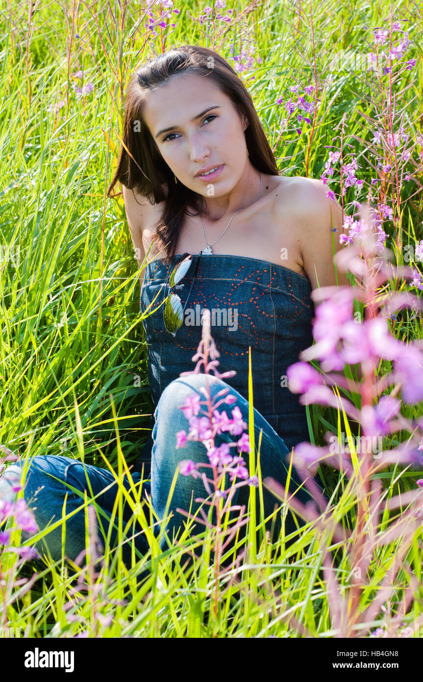 Beautiful brunette woman hi-res stock photography and images - Alamy