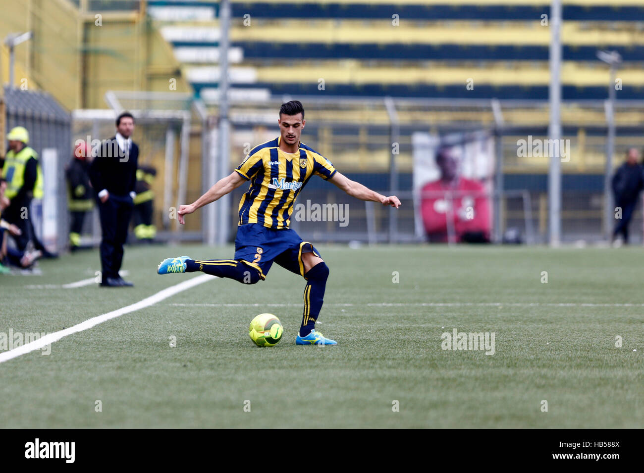TOMMASO CANCELLOTTI (TER) during the Lega Pro round C between JUVE STABIA and VIRTUS FRANCAVILLA at Romeo Menti Stadium in Castellammare di Stabia (Italy). (Photo by Emanuele Sessa / Pacific Press) Stock Photo