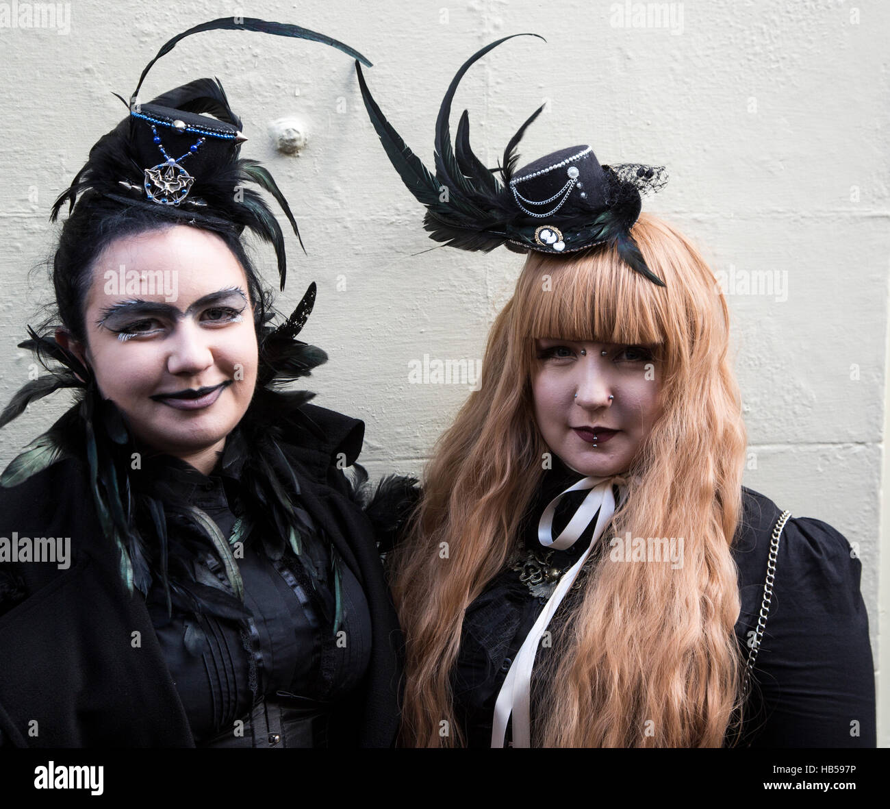 Whitby goth weekend hi-res stock photography and images - Page 10 - Alamy