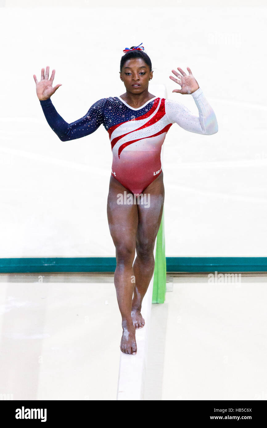 Rio de Janeiro, Brazil. 9 August 2016. Simone Biles (USA) performs on the balance beam as part of the Gold medal winning Women's Gymnastics Team  at t Stock Photo