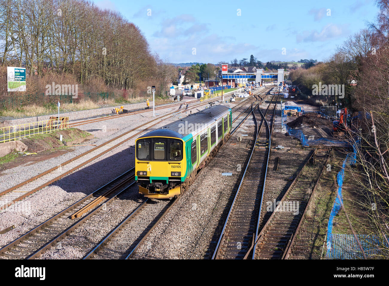 London Midland Class 150 No. 150105 heads through Bromsgrove at the foot of the Lickey with 1V24 0949 Birmingham New Street to Hereford on 9th Feb 201 Stock Photo