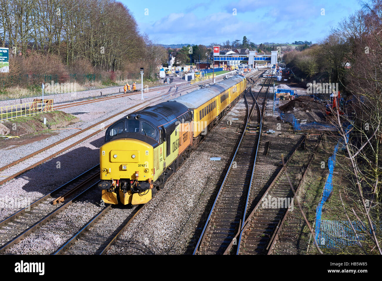 37421 heads 1Q04 06:49 Derby RTC to Exeter Riverside Yard test train with 97301 on the rear through Bromsgrove on 09/02/16. Stock Photo