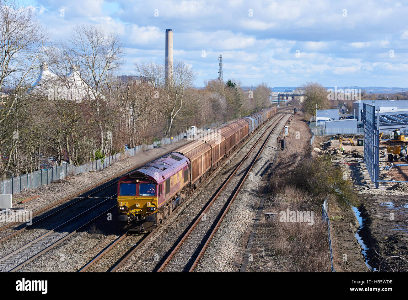 DBS Class 66 No. 66161 powers through Milton, Dicot on the Great Western Mainline with 6V47 10:26 Tilbury to Trostre imported steel on 18th Feb 2016. Stock Photo