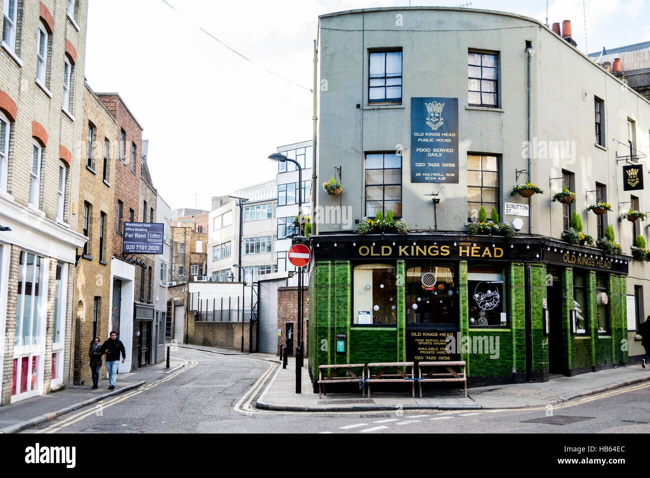 Exterior of the Old Kings Head public house, Holywell Row, Shoreditch, London, EC2 Stock Photo