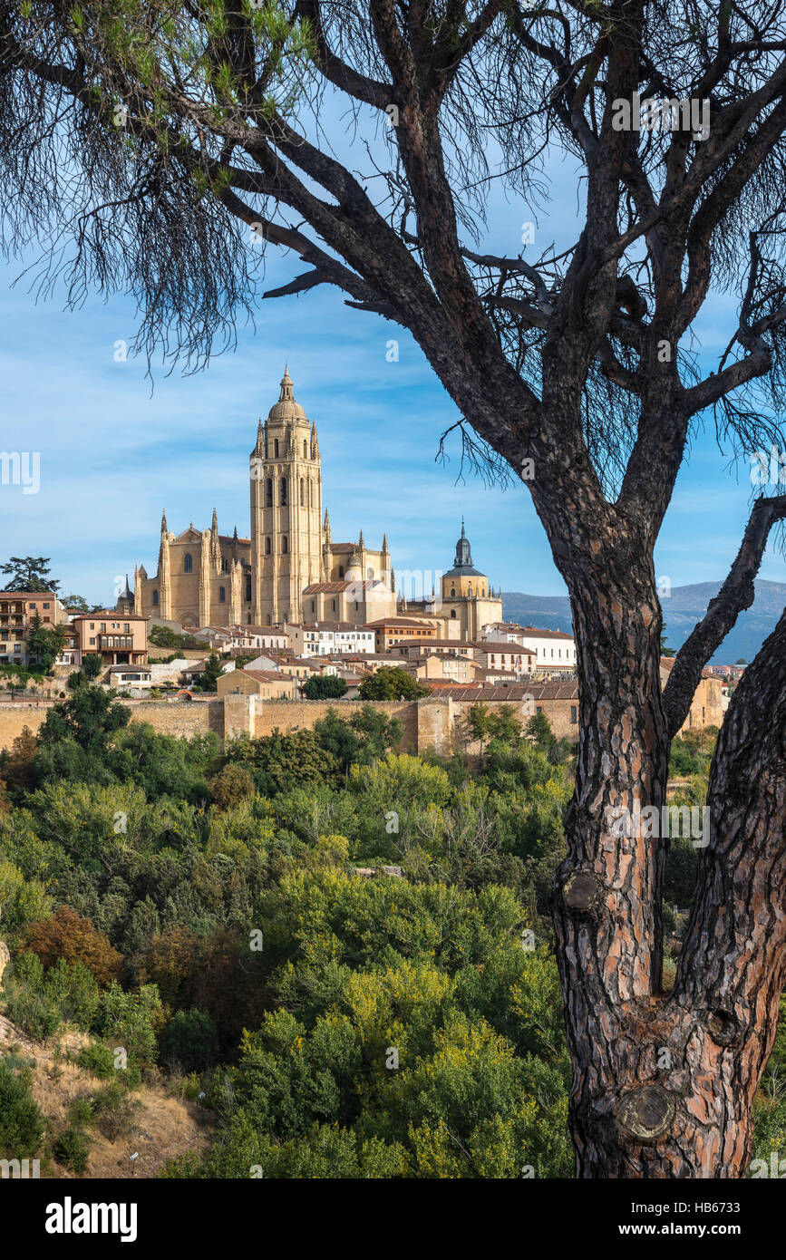 The city of Segovia and its late Gpthic Cathedral, Central Spain Stock Photo