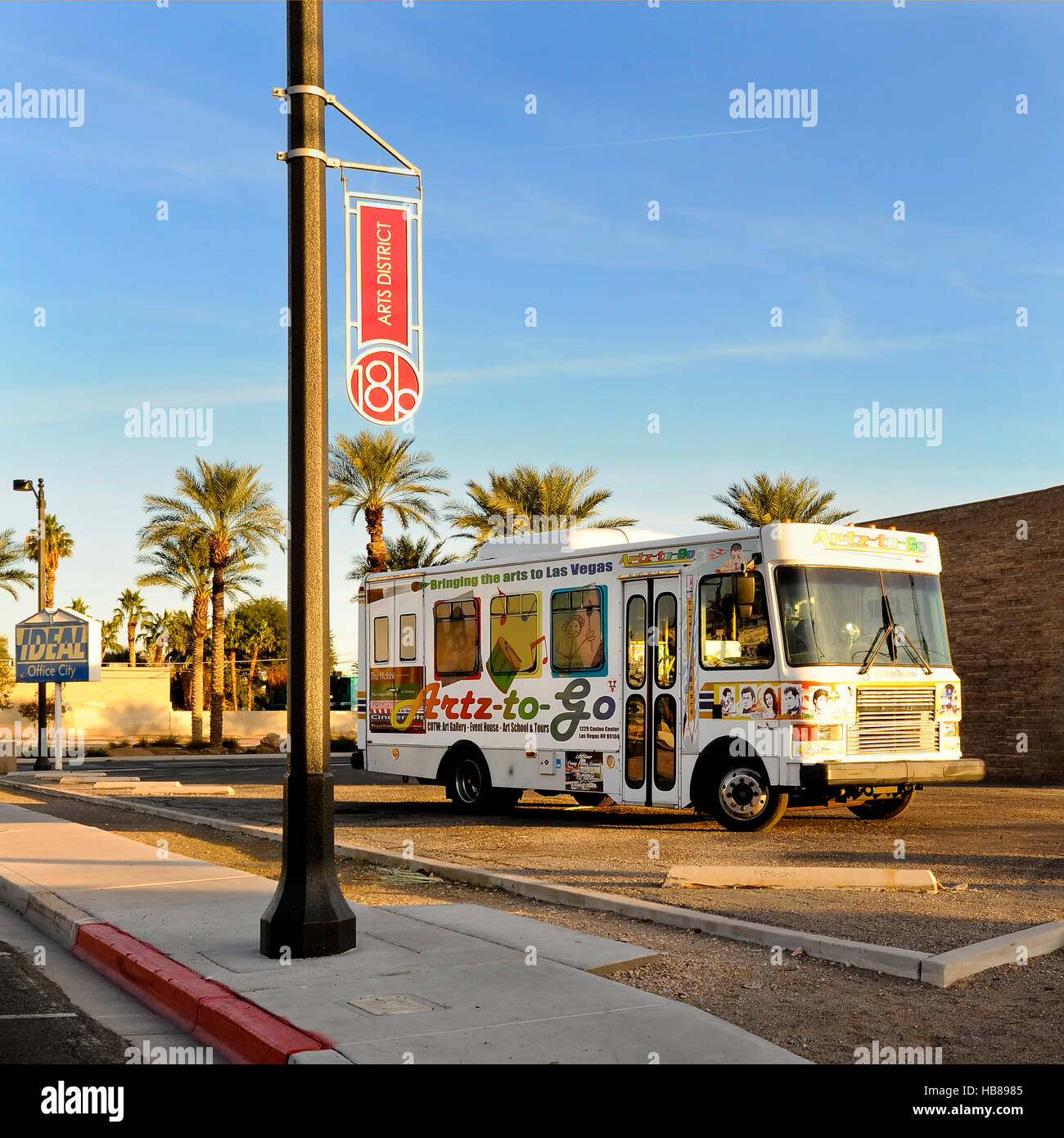 Downtown Las Vegas Nevada, 'City of the World' Art Gallery, 'Artz-to-Go' bus Stock Photo