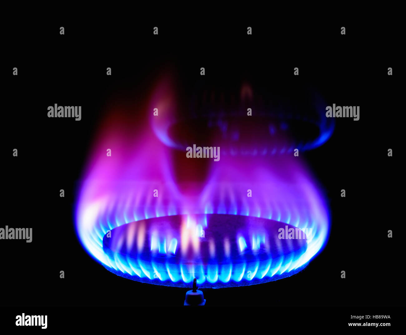 kitchen gas burner flame Stock Photo Alamy