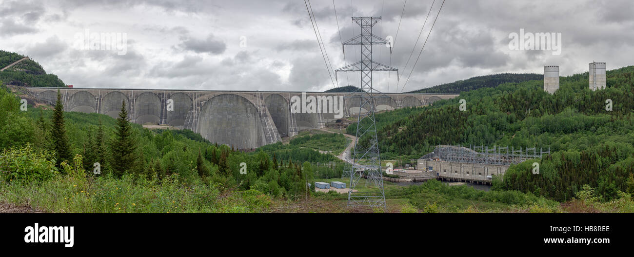 Daniel Johnson Dam, Manic 5 power generation station, Quebec, Canada Stock Photo