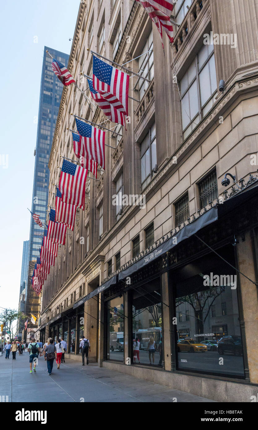 View along the front of high end department store Saks Fifth Avenue, Manhattan, New York. Stock Photo