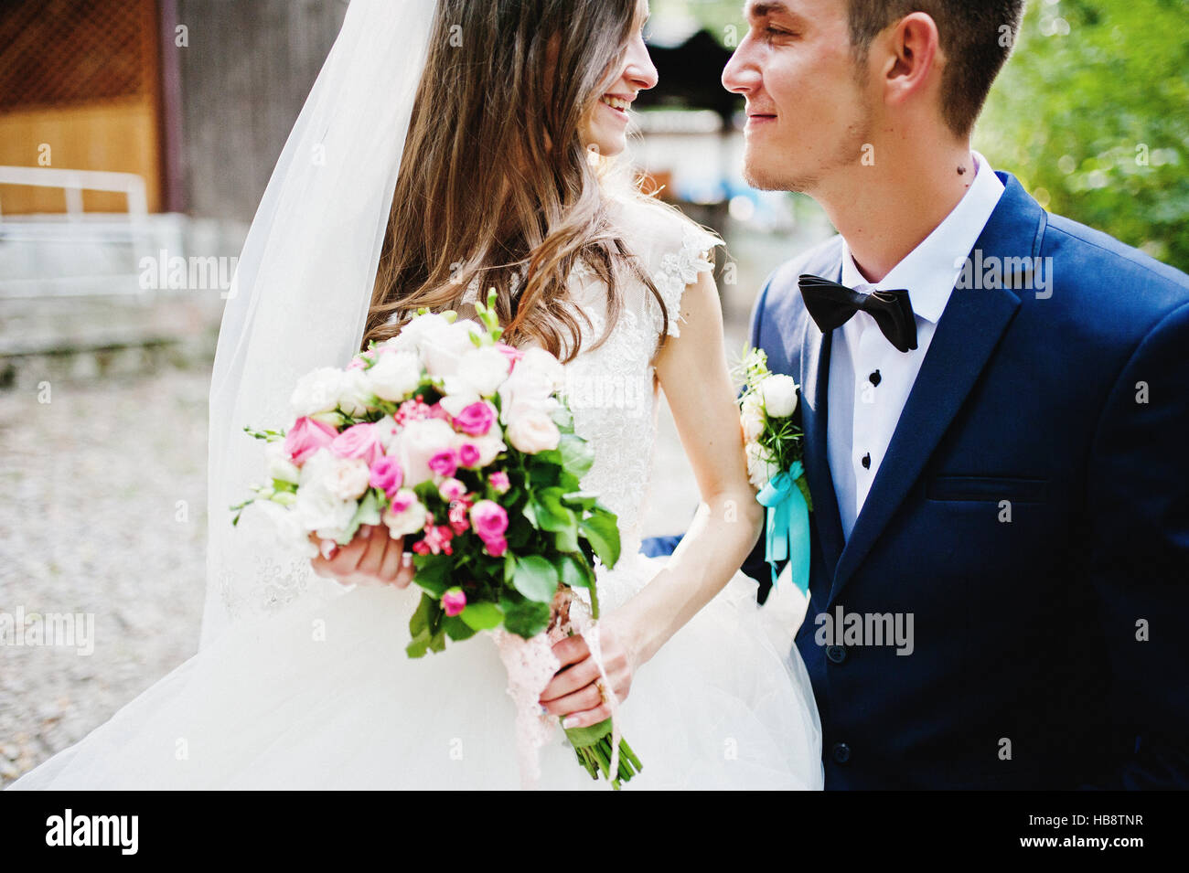 Close up wedding couple holding hi-res stock photography and images - Alamy