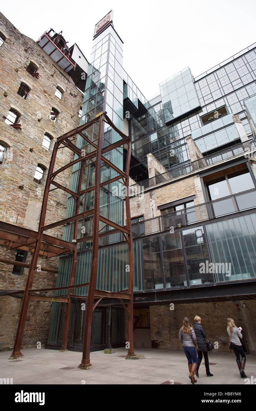 Old architecture next to modern, at the Mill City Museum in Minneapolis, Minnesota, USA. Stock Photo