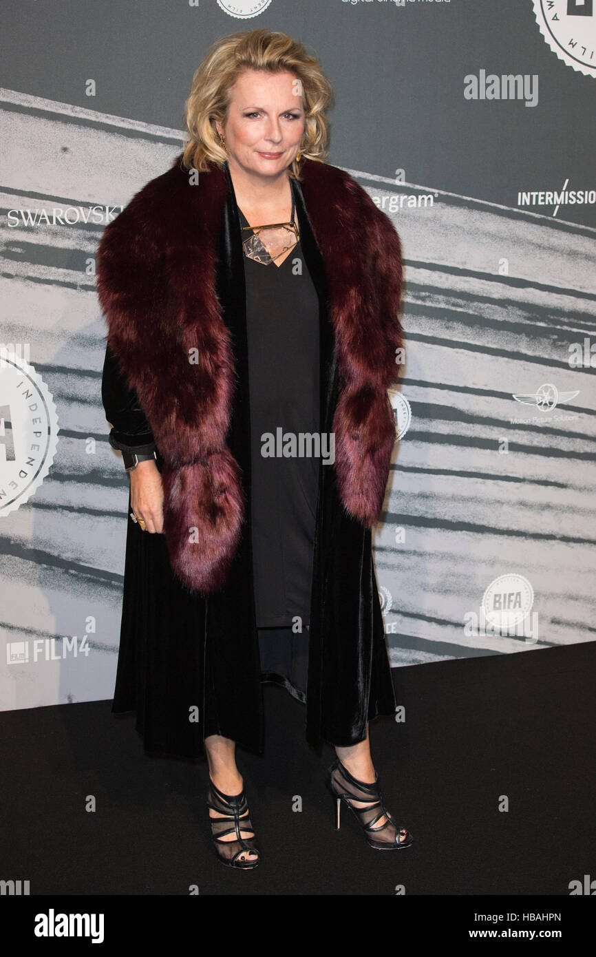 London, UK. 4 December 2016. Jennifer Saunders. Red carpet arrivals for the 2016 British Independent Film Awards at Old Billingsgate. Stock Photo