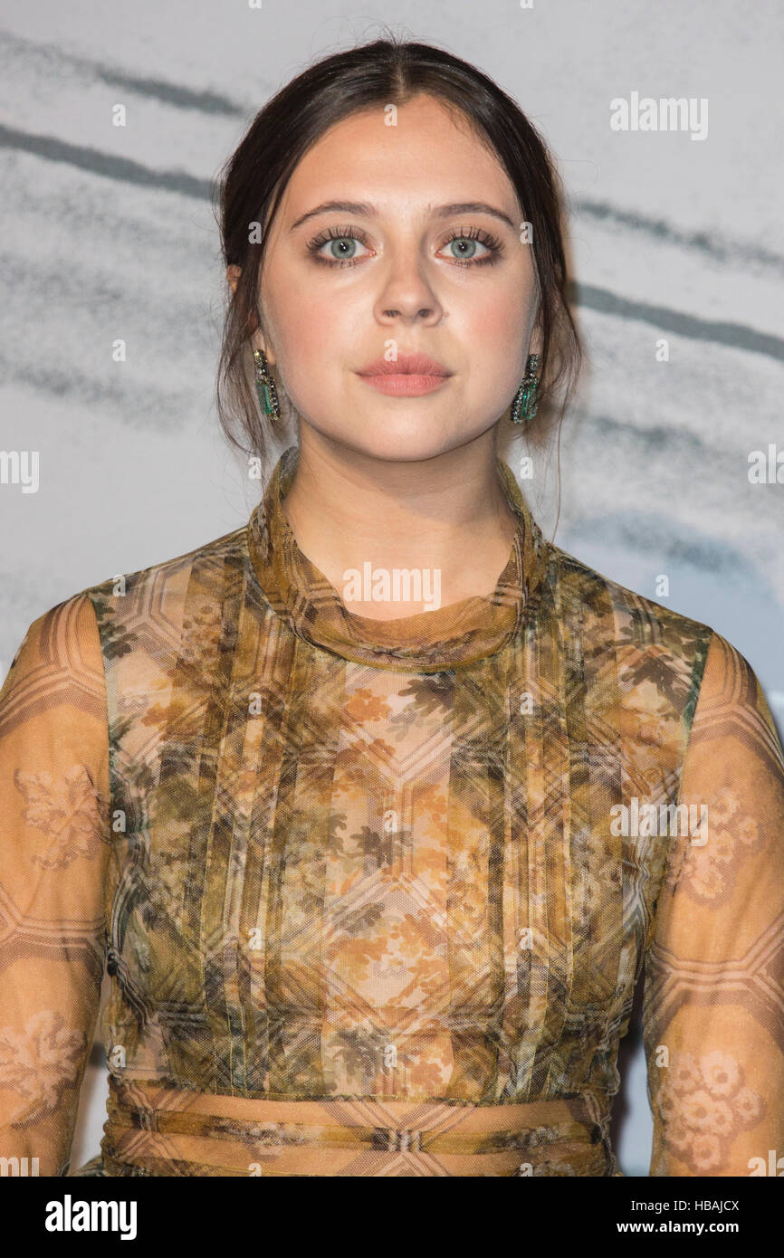 London, UK. 4 December 2016. Actress Bel Powley. Red carpet arrivals for the 2016 British Independent Film Awards at Old Billingsgate. Stock Photo