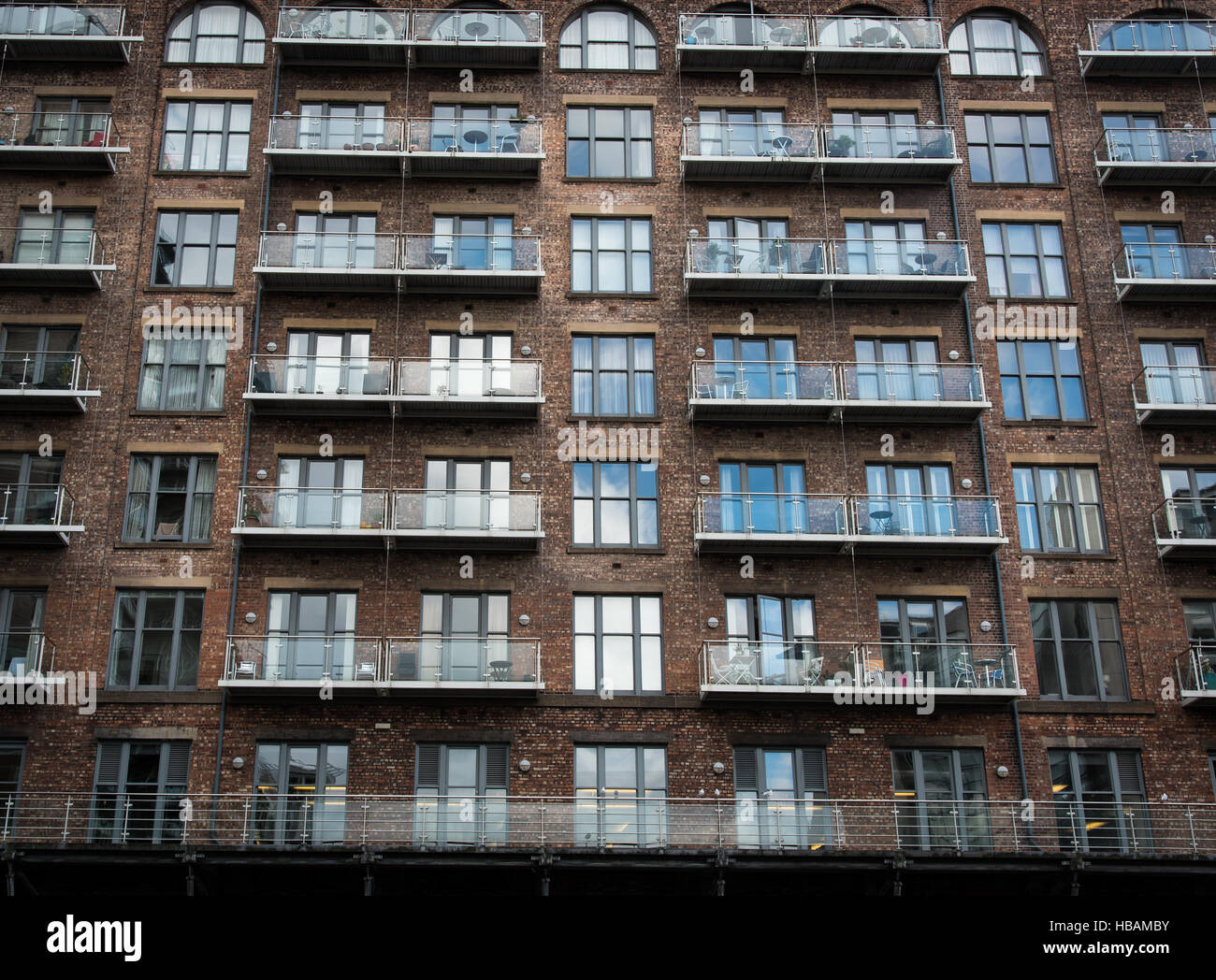 Beautiful view of Luxury High-Rise Units With Private Balcony
