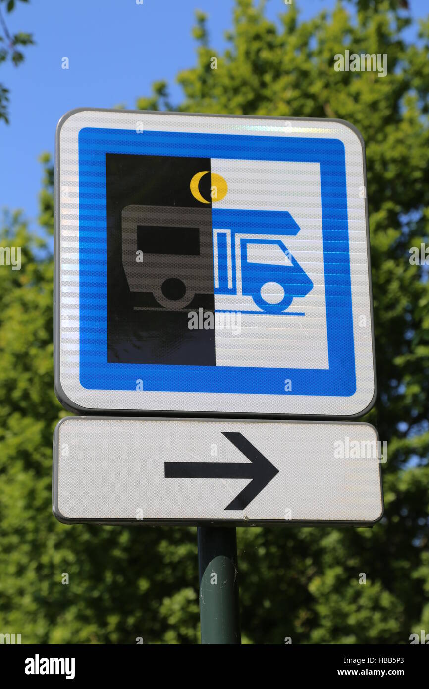 Parkplatz Schild Images – Browse 3,752 Stock Photos, Vectors, and Video