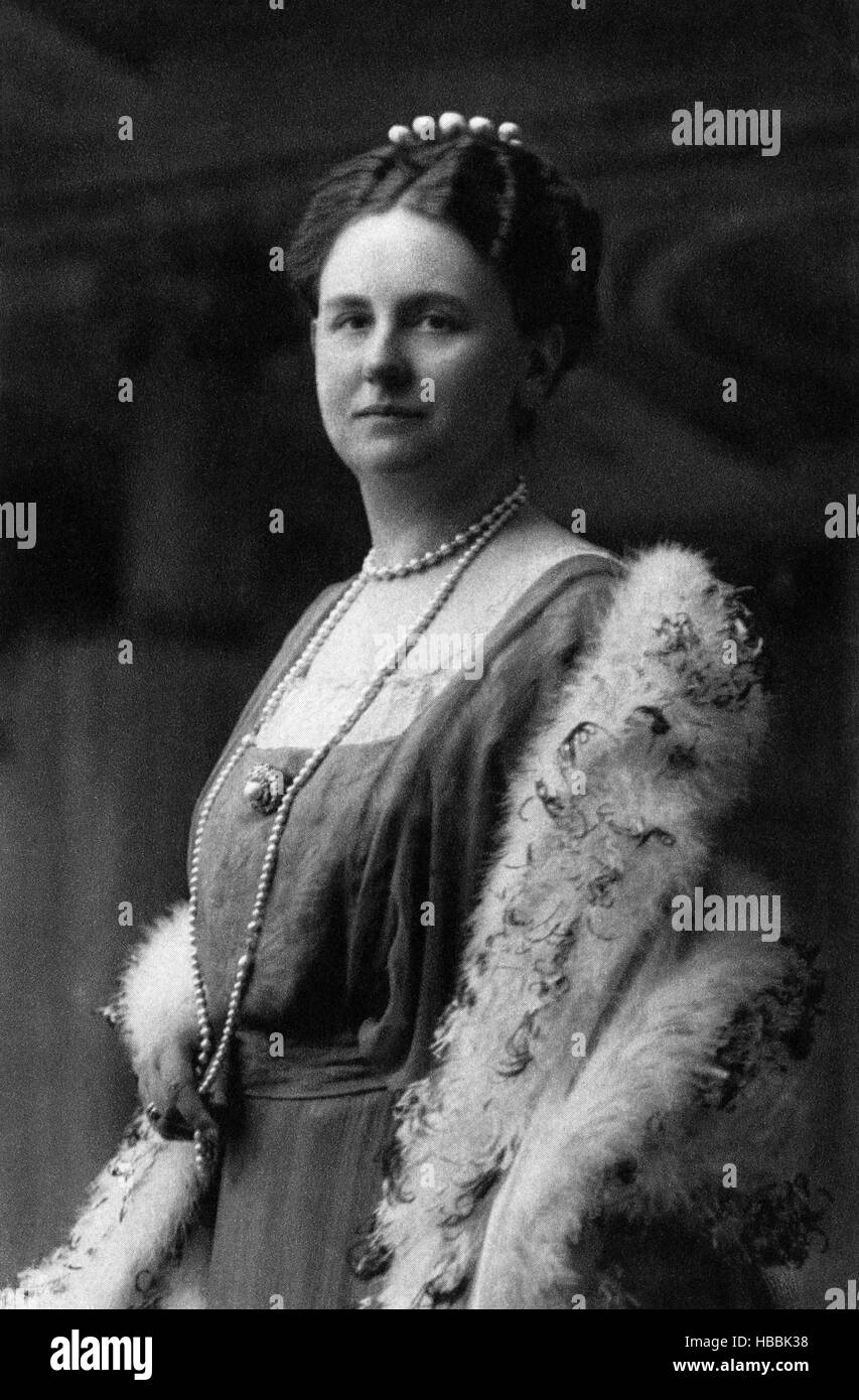 Queen Wilhelmina of the Netherlands (reigned 18901948), 1922 photo