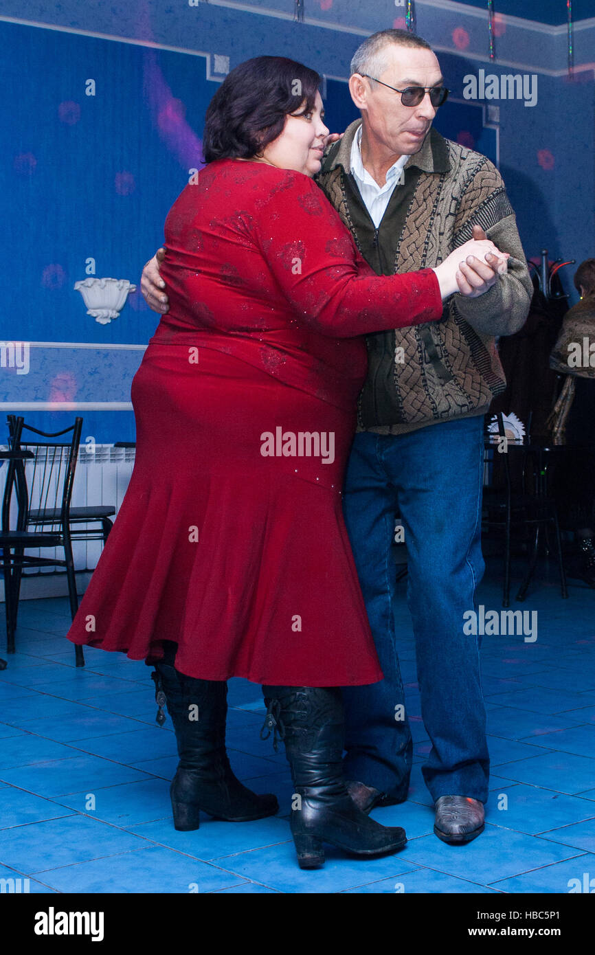 man and woman dancing Stock Photo - Alamy