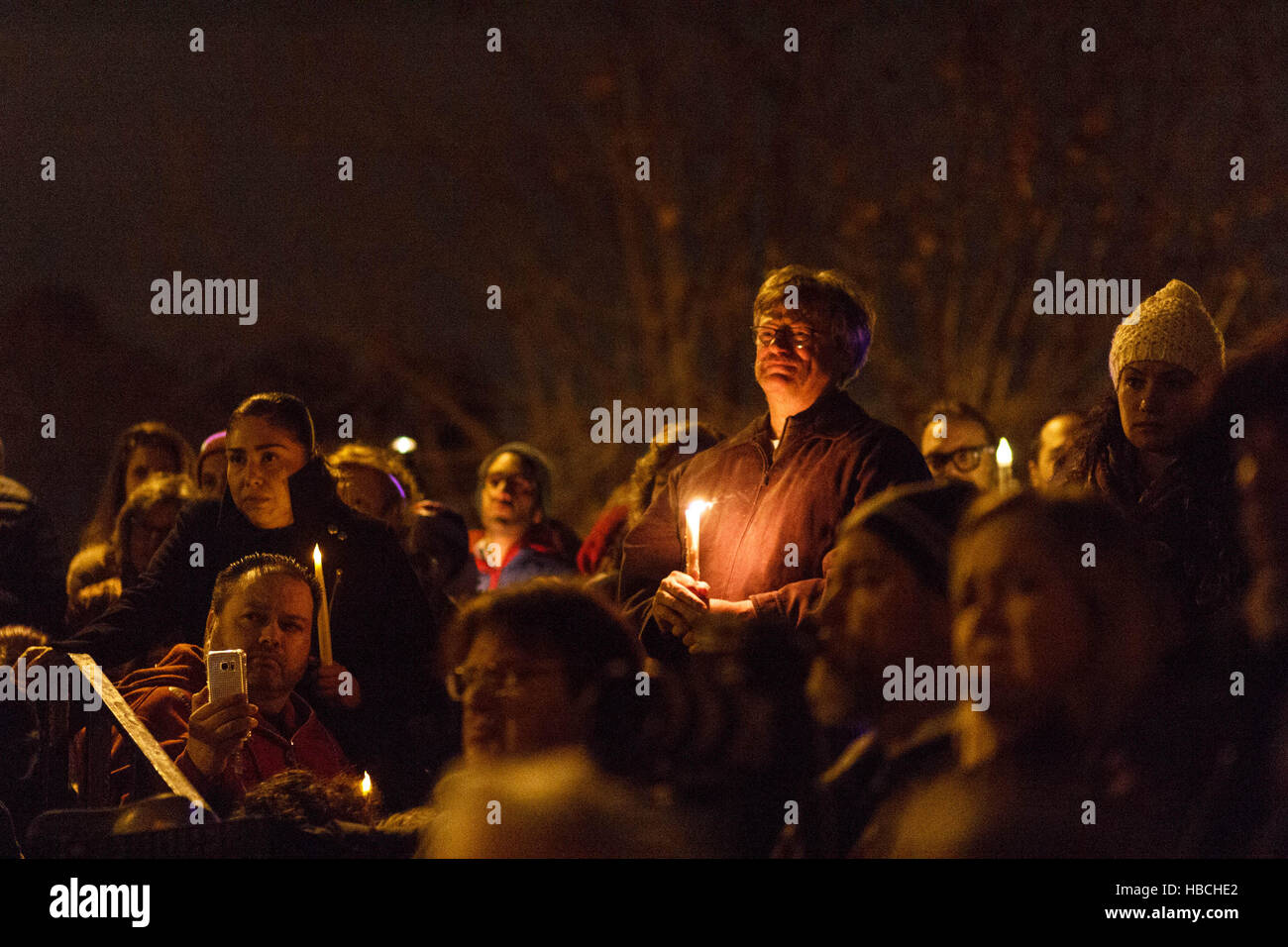Oakland, USA. 05th Dec, 2016. Hundreds gather for a candle light vigil at Lake Merritt in honor of victims of the fire at Ghost Ship artist warehouse in Oakland, CA. Credit:  John Orvis/Alamy Live News Stock Photo