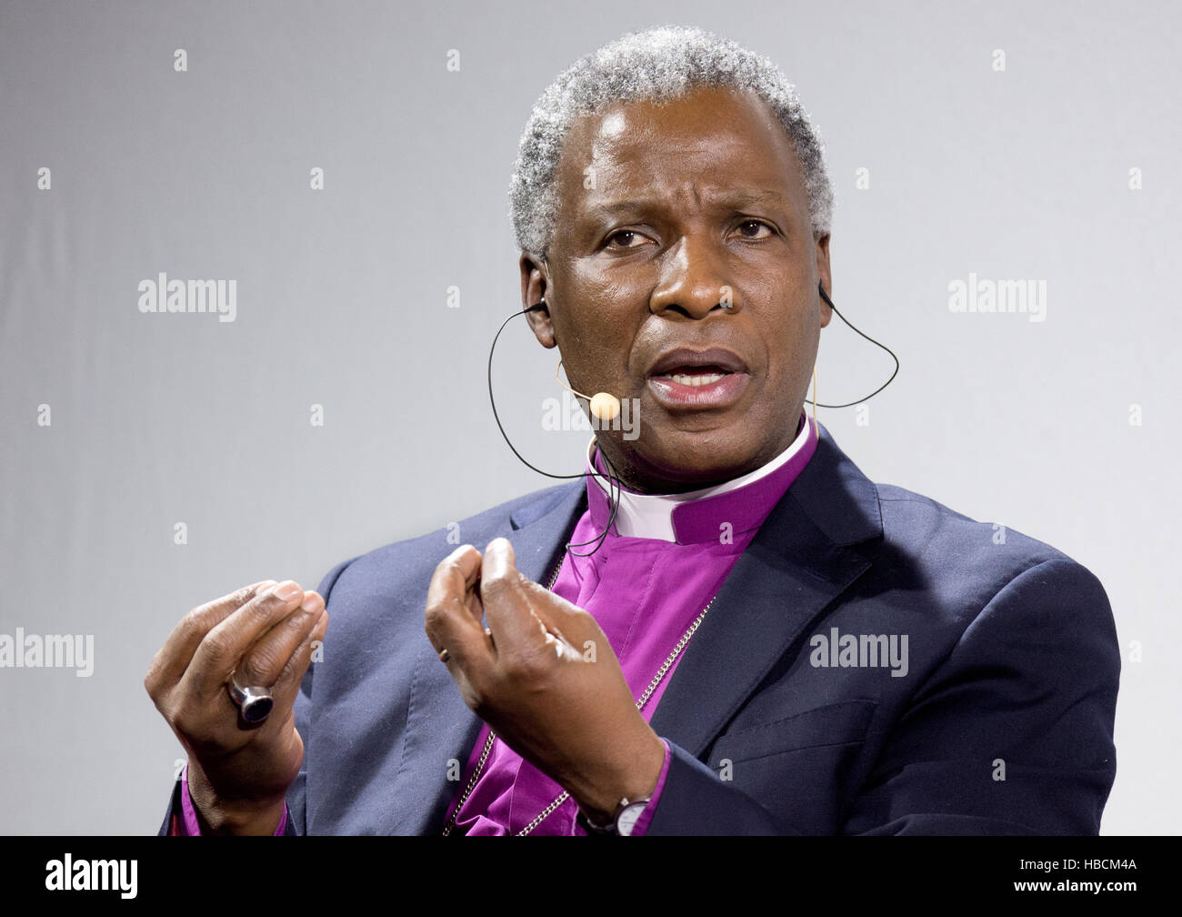 The archbishop of Cape Town Thabo Makgoba talking at a discussion forum sponsored by the Evangelical Church of Hanover in the car-manufacturing city of Wolfsburg. Germany, 06 December 2016. Representatives from the fields of politics, economy and religious convened to discuss the topics of work and vocation under the title 'Co-Creator Human: Rediscovering Work'. Photo: Julian Stratenschulte/dpa Stock Photo