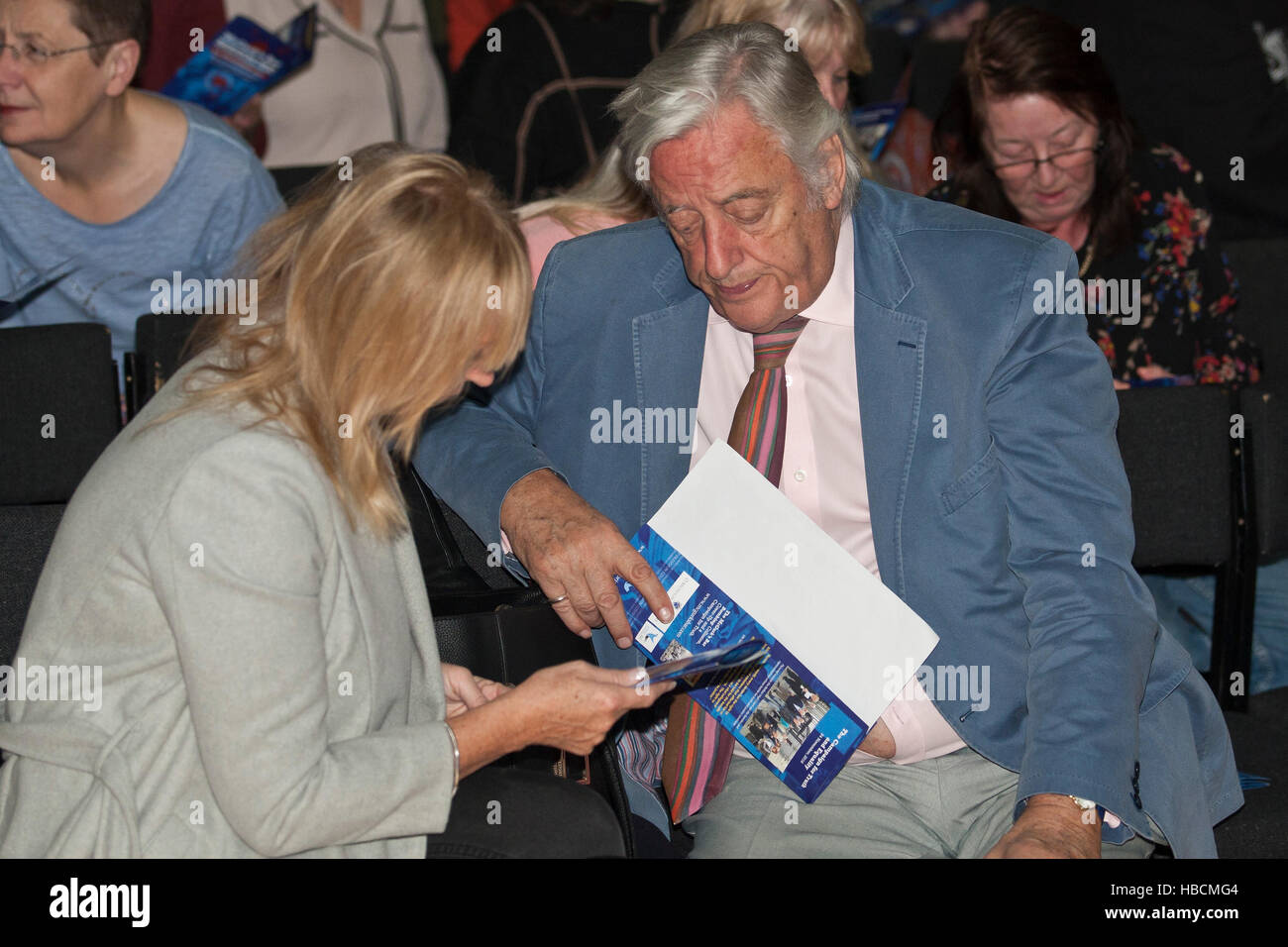 Belfast, UK. 6th December 2016. Barrister Michael Mansfield QC (R) in discussion with a Colleague prior to Mr Mansfield delivered the memorial lecture at St Mary's University College on the Falls Road. He Spoke of new information relating to the 1971 bombing of McGurk's Bar Belfast, UK. Credit:  Bonzo/Alamy Live News Stock Photo