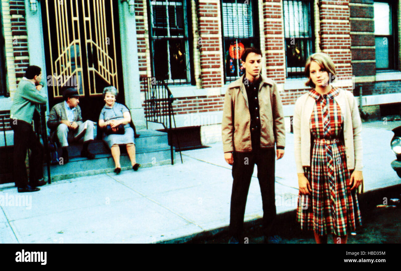 FIVE CORNERS, front from left Todd Graff, Jodie Foster, 1987